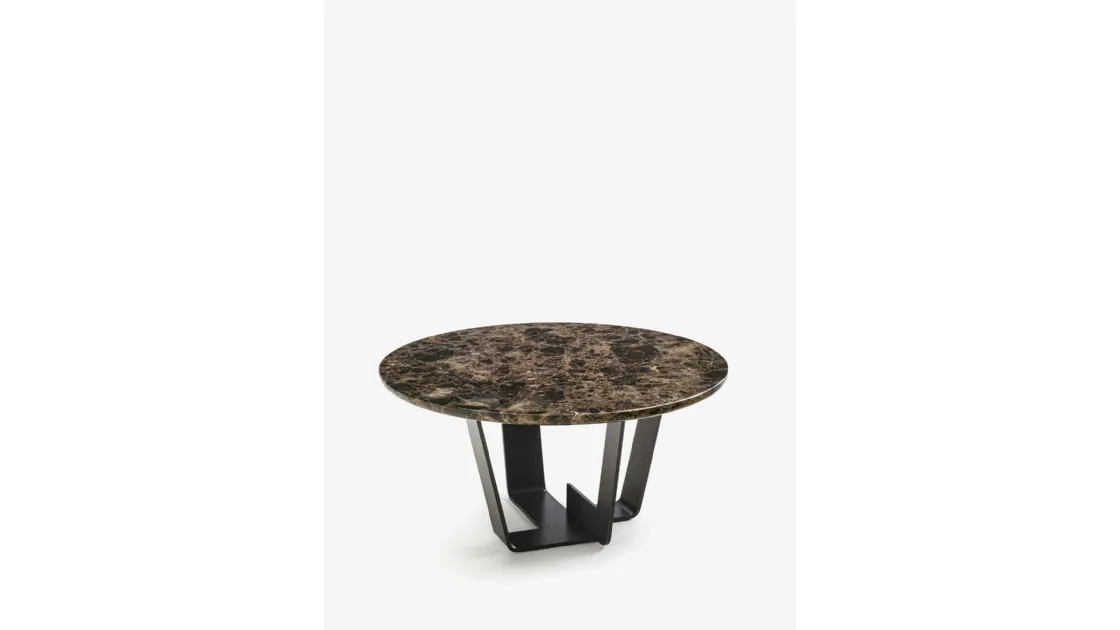 Tavolino rotondo Kohi Marble con top in marmo e base in ferro di Riva1920