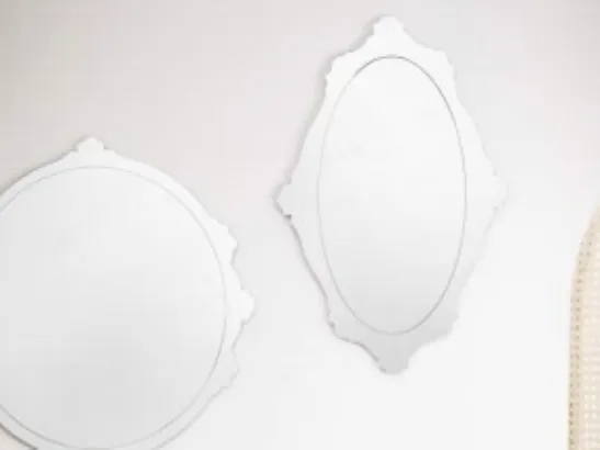 Specchio classico artistico Lady O di Miniforms
