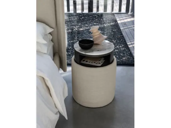 Pouf cilindrico multifunzione Ares in tessuto con cassetto push pull di Bolzan Letti