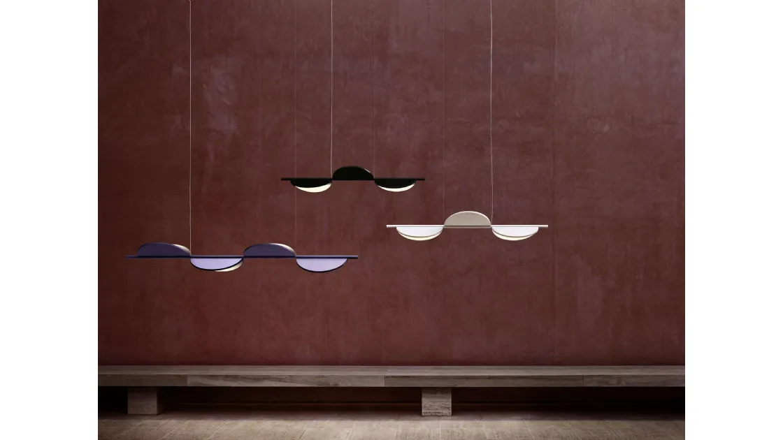 Lampada a sospensione di design in alluminio Almendra Linear di Flos