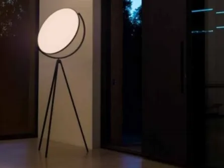 Lampada da terra Superloon di Flos