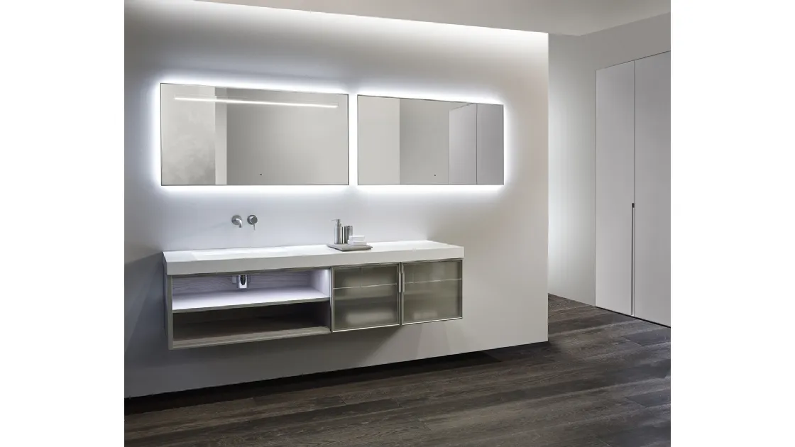 Mobile da bagno sospeso con ante in vetro Decorflou reflecting chiaro e struttura in Rovere Pietra Air di Casabath