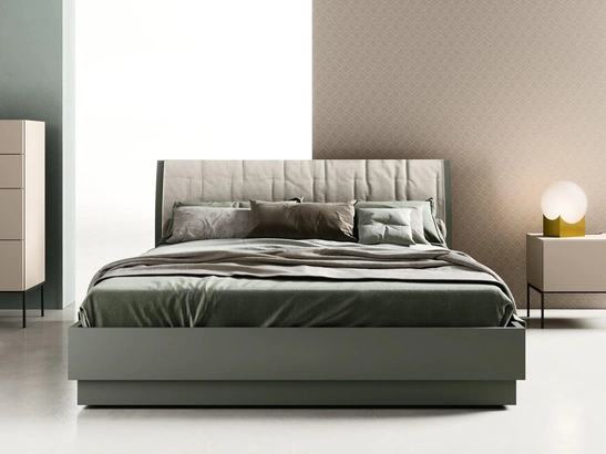 Letto matrimoniale con testiera con cuffia in tessuto Bent di Zalf