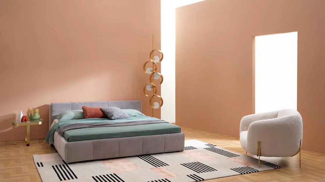 Letto con testiera e giroletto trapuntati Pixel Box di Saba