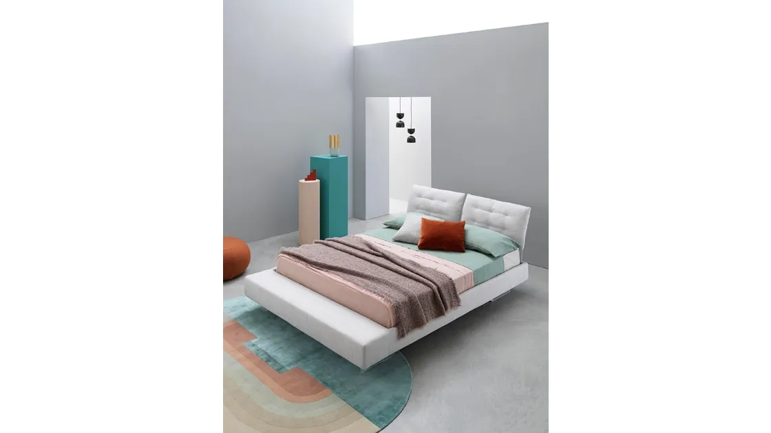 Letto Limes T Large con testiera riposizionabile di Saba