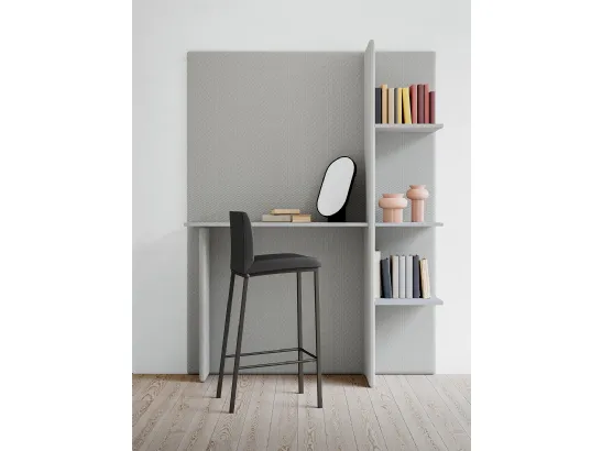 Sgabello Zara Up con struttura in metallo verniciato e seduta rivestita in ecopelle di Arredo3
