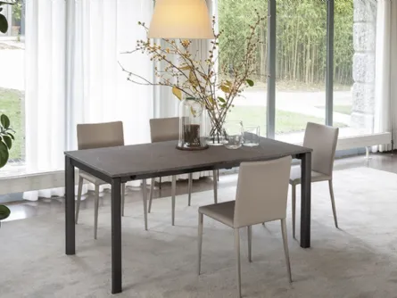 Tavolo allungabile con top in ceramica Compasso di Altacom