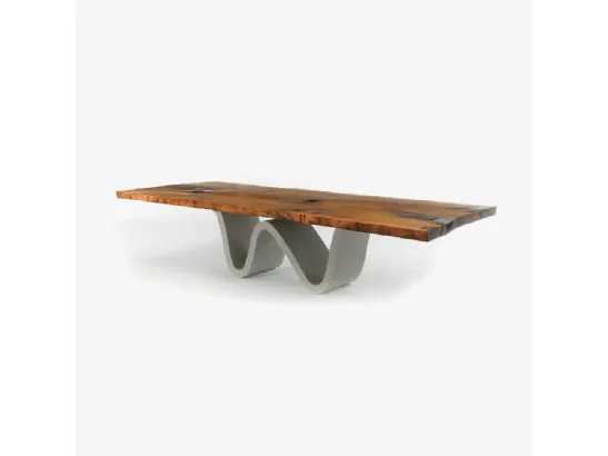 Tavolo Kauri Bree e Onda di Riva1920