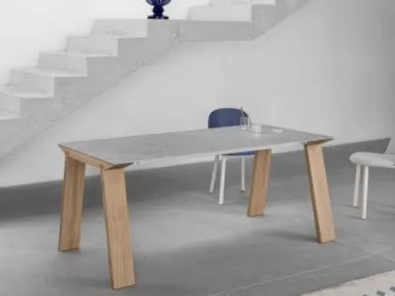 Tavolo allungabile in essenza impiallacciata su alluminio e legno Artù di Miniforms