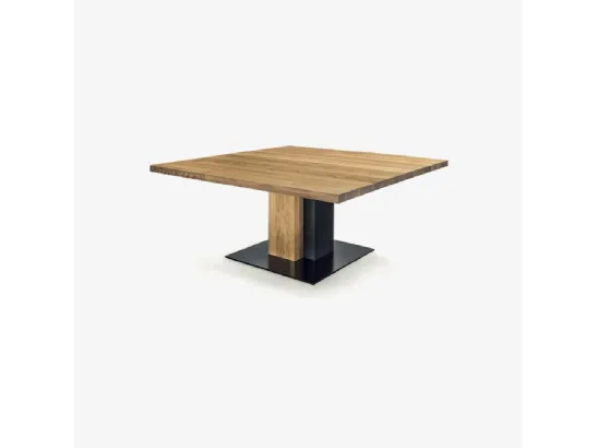 Tavolo quadrato Ombra Table in legno massello con base in legno e ferro di Riva1920
