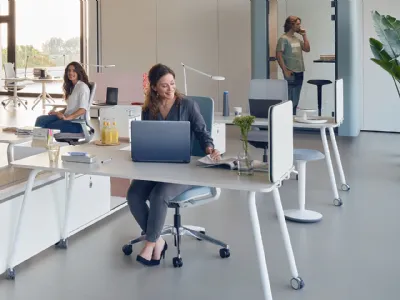 Scrivania Operativa Se:lab work desk di Sedus